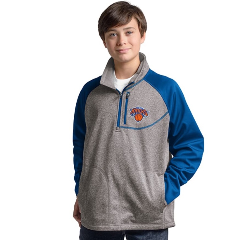 New York Knicks Mountain Trail 1/2 ZIP NWT M